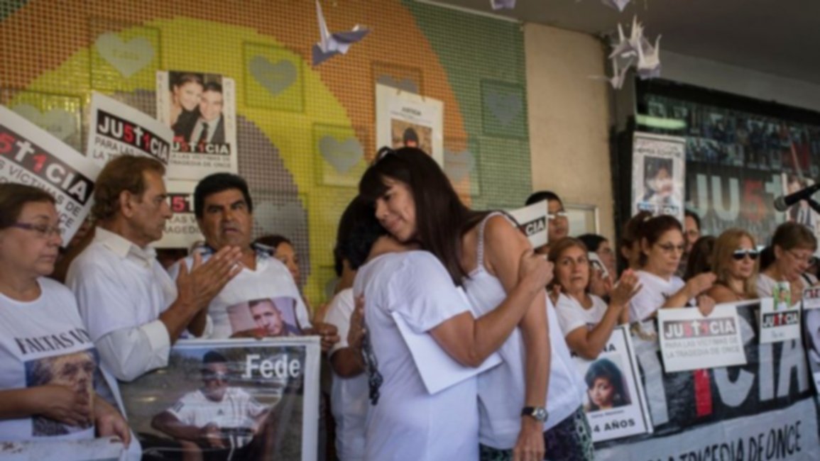 A cuatro años de la tragedia de Once, familiares pidieron prisión efectiva para los condenados