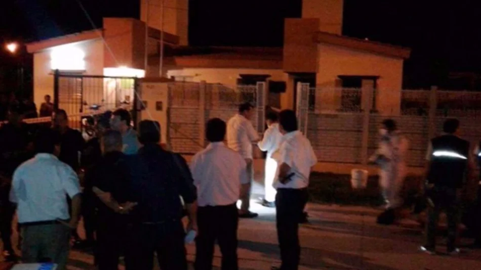 Un policía retirado acuchilló a su mujer y a sus cuatro hijos y luego incendió su casa