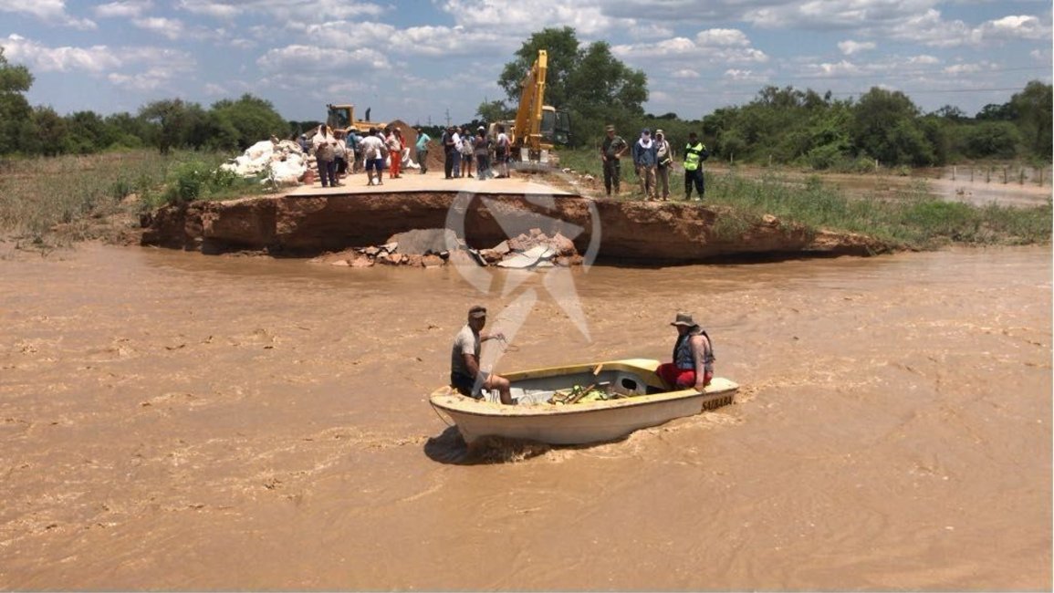 El corte de la ruta 54 superó los 25 metros y el puente Bailey podría llegar antes del fin de semana