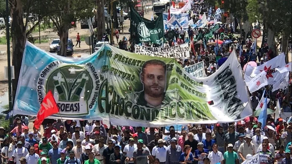 Con referentes nacionales, la gran caravana azucarera se concentra en General Güemes