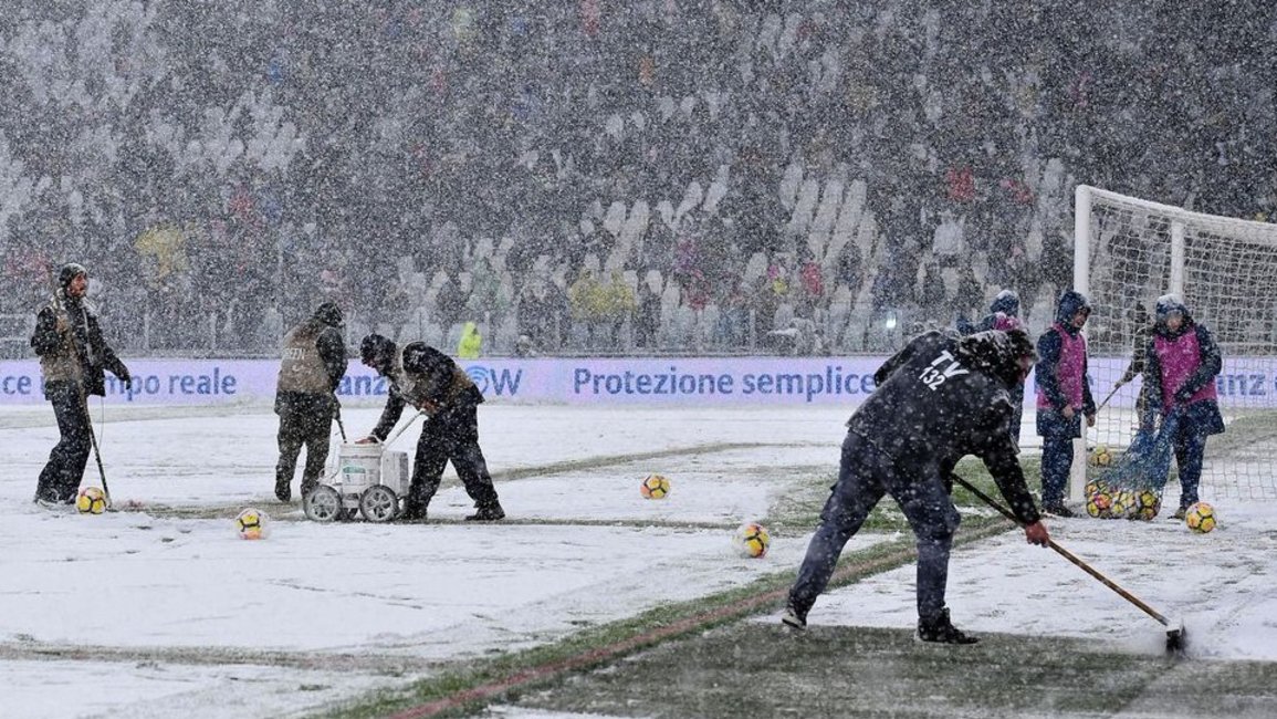 Por la fuerte nevada se aplazó el partido entre Juventus y Atalanta
