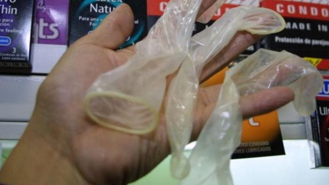 Ordenaron retirar del mercado un lote de preservativos vencidos