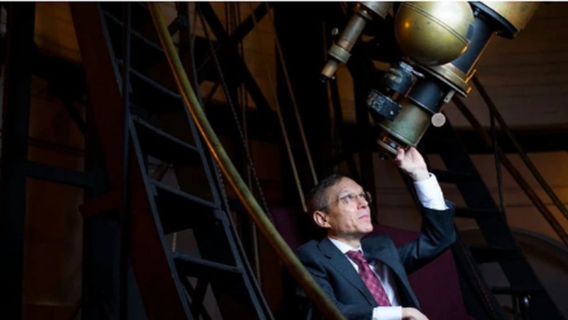 Según el director de Astronomía de Harvard, una nave extraterrestre se acerca a la Tierra  