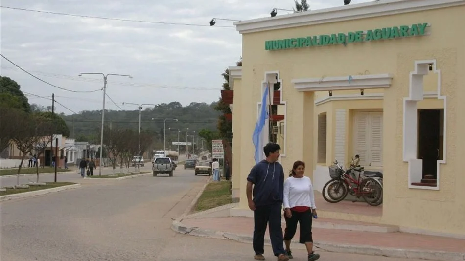Ediles aumentan $8.000 sus dietas y bajan la ayuda social