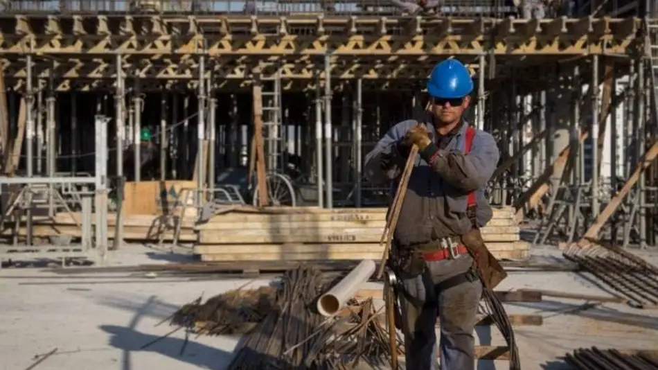 Cayó la actividad, bajó el empleo y se desplomó la inversión