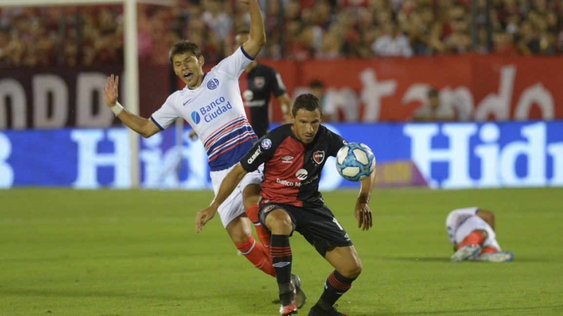 San Lorenzo perdió en Rosario frente a Newell's y se aleja de la pelea