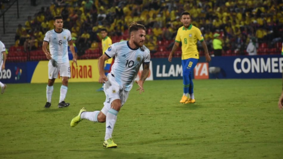 La fiesta nacional no fue completa: Argentina cayó goleada con Brasil