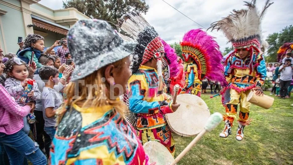 Enharinados y  pintados, "soltaron"  al diablo del carnaval