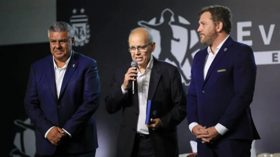La AFA y Conmebol homenajearon a Alejandro Sabella