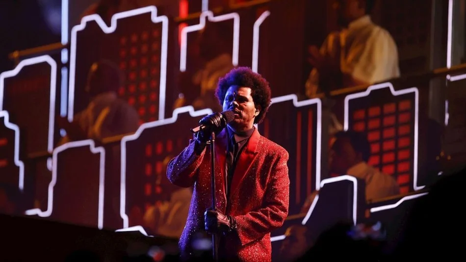 VIDEO / Super Bowl: Así fue el espectacular show de The Weekend