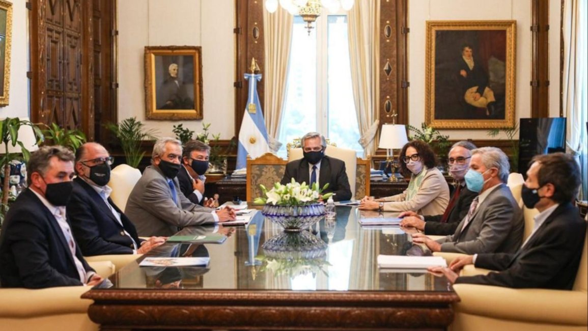 El Presidente recibió a representantes del campo y "no habrá incremento en las retenciones"