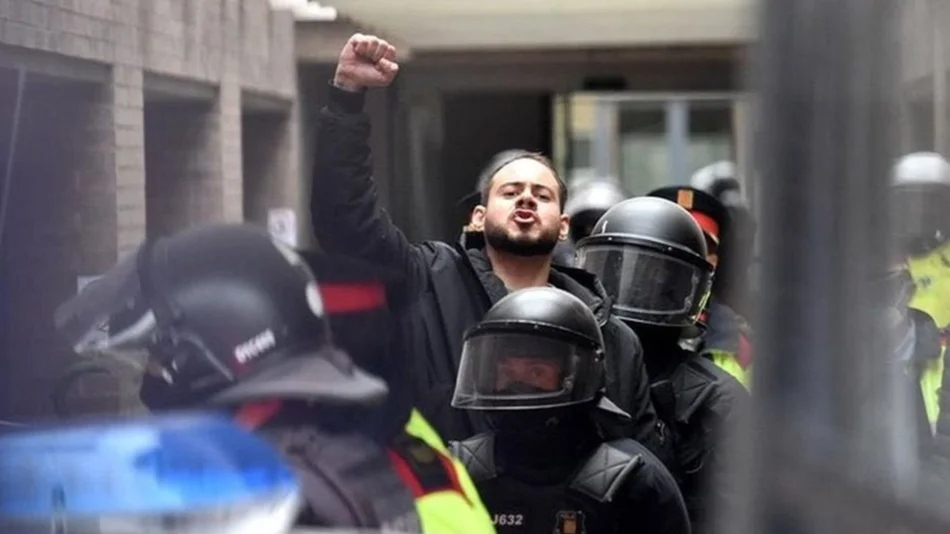 Video. El encarcelamiento de un rapero enciende la calle y la política en España