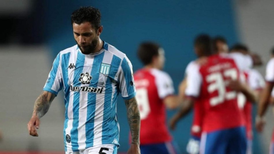 La COVID debilita a Racing para la finalísima copera con River