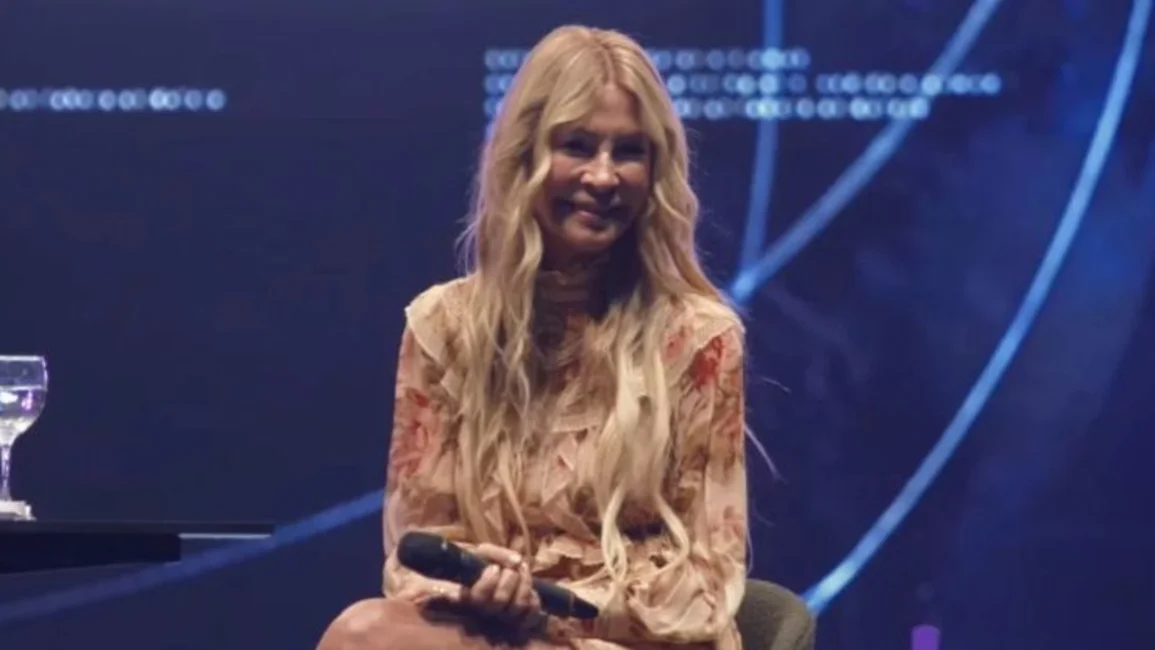 Cris Morena compartió una foto de su nieta Azul y sorprendió su parecido con Romina Yan