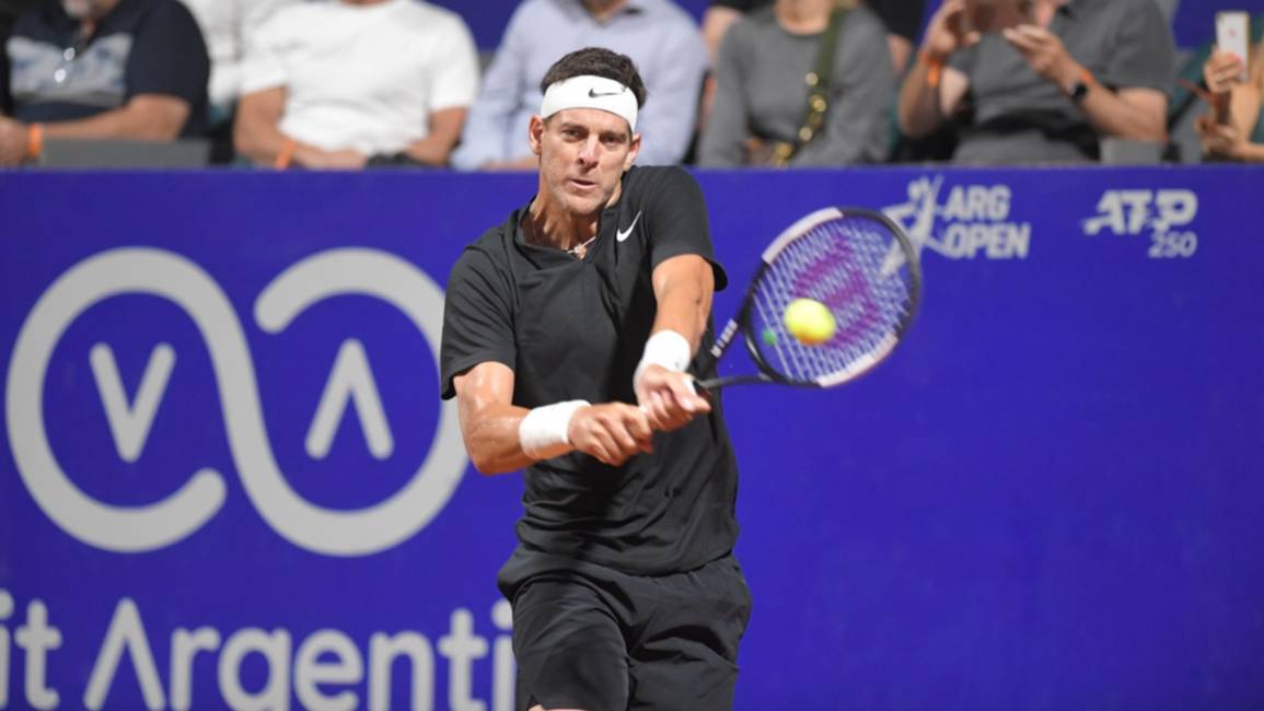 Del Potro hace un intento más por recuperar su rodilla lesionada
