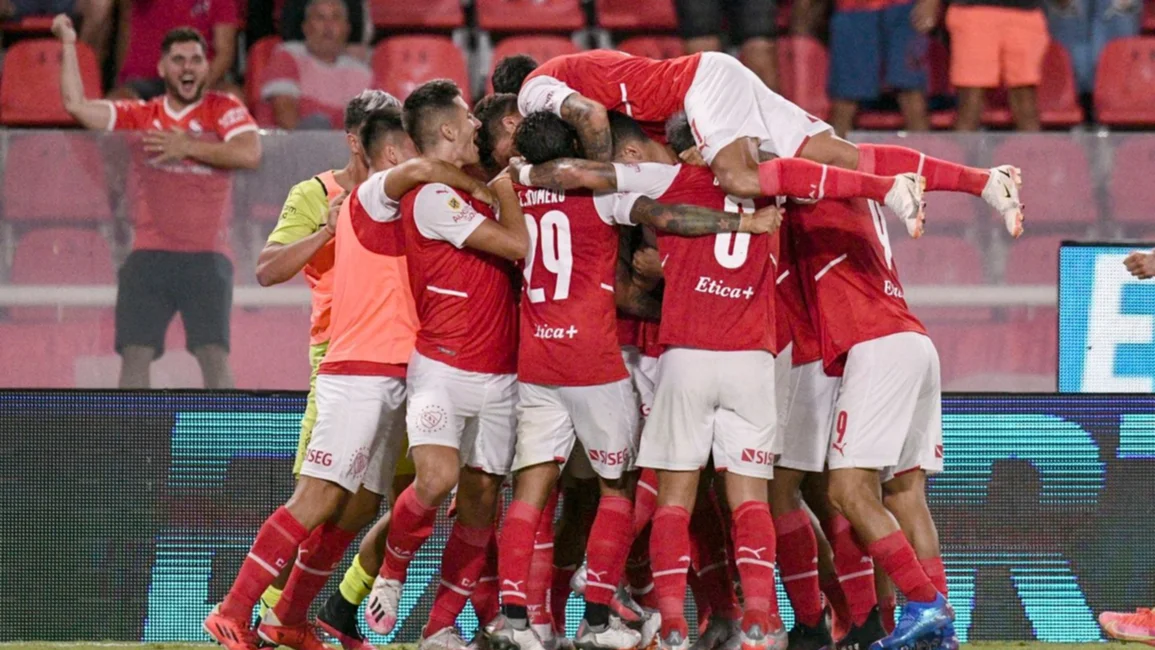 Un esperanzado rojo y una visita de riesgo a Liniers: así arranca la 3º fecha