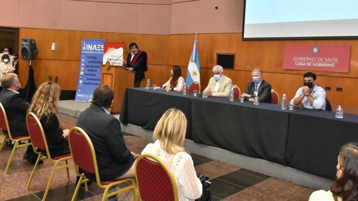 Cerca de 12 mil personas  trabajan en cooperativas 