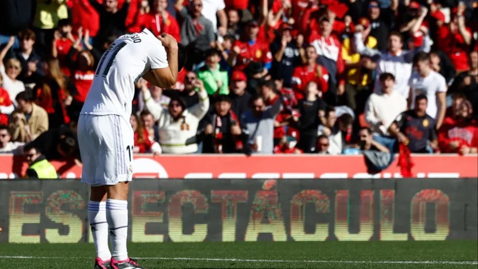 El Mallorca frenó al Real Madrid, que se aleja del Barcelona