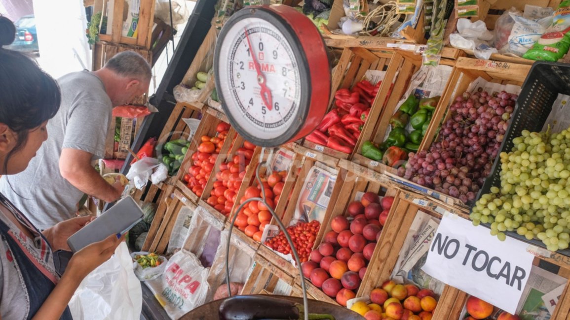 Inflación sin freno: ﻿Frutas y verduras subieron tres veces más que la carne 