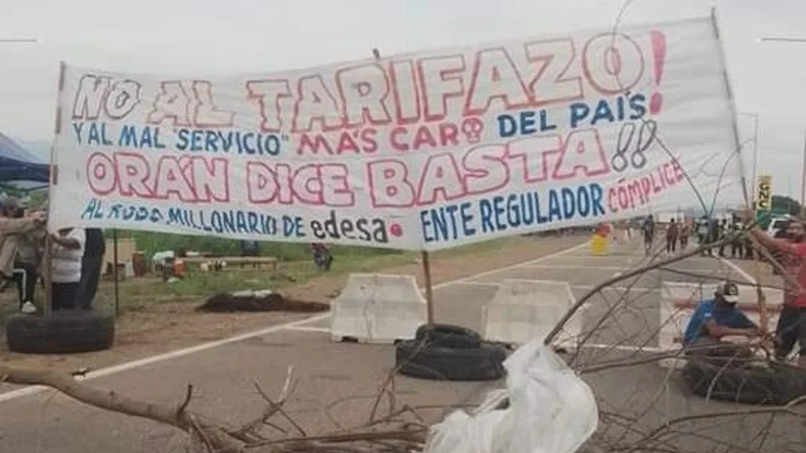 Hubo otra protesta sobre la ruta 50 para pedir rebaja del 80% en la luz 