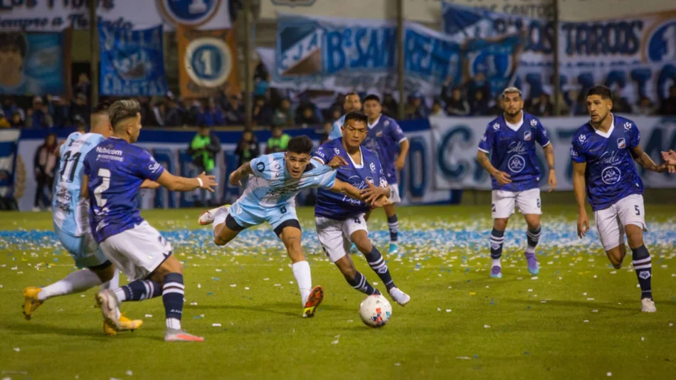 Juventud y Gimnasia, un clásico amistoso caliente del verano