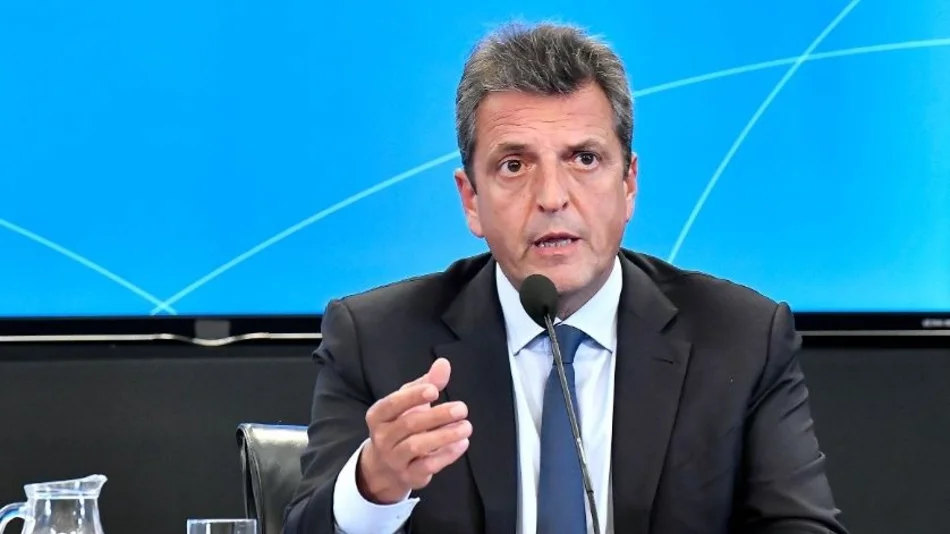 Gripe aviar: Massa llamó a una reunión para fijar más medidas preventivas
