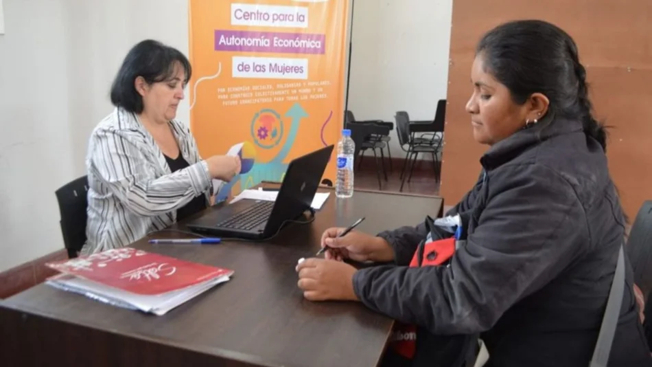 Más de 450 inscriptas para participar en el programa "Constructoras"