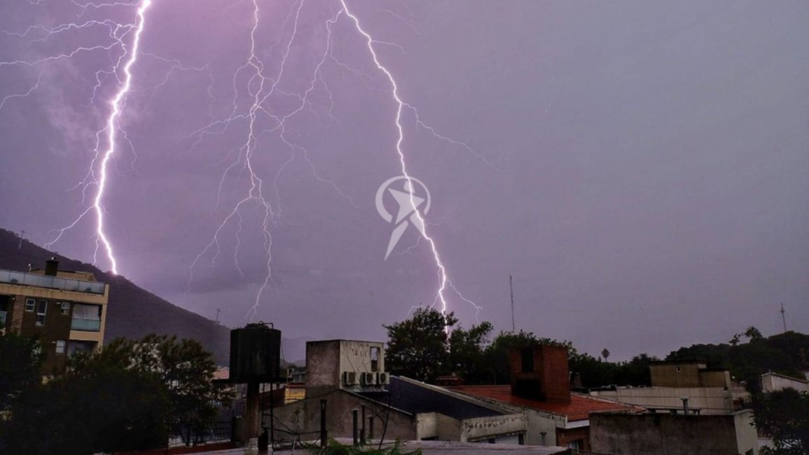 Tormenta en Salta: se recibieron más de 20 llamados por emergencias