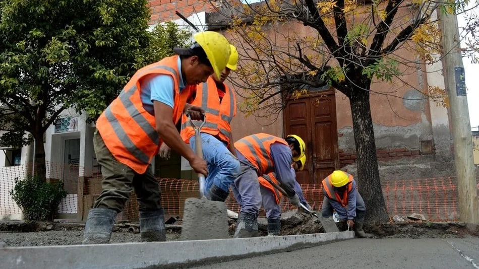 Si no se reactiva la obra pública en Salta, el sector privado solo podría absorber el 30% de los trabajadores