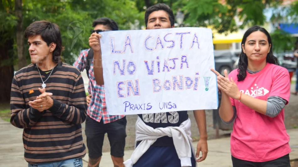 Estudiantes piden que se frenen la restricciones al pase libre estudiantil 