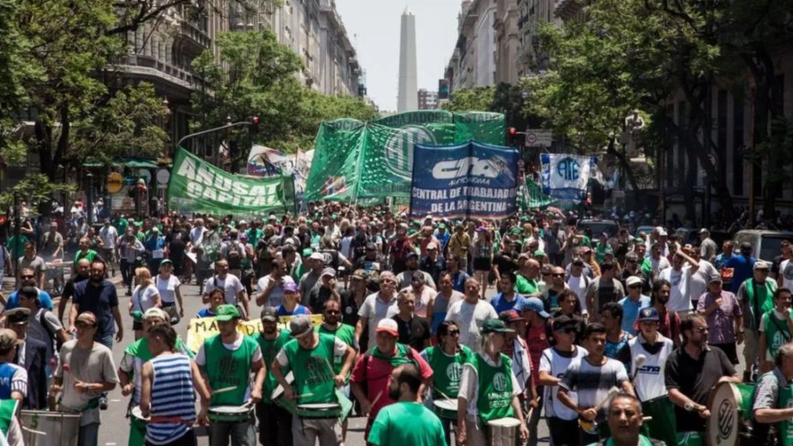 ATE declara un paro para el lunes en demanda de mejores salarios