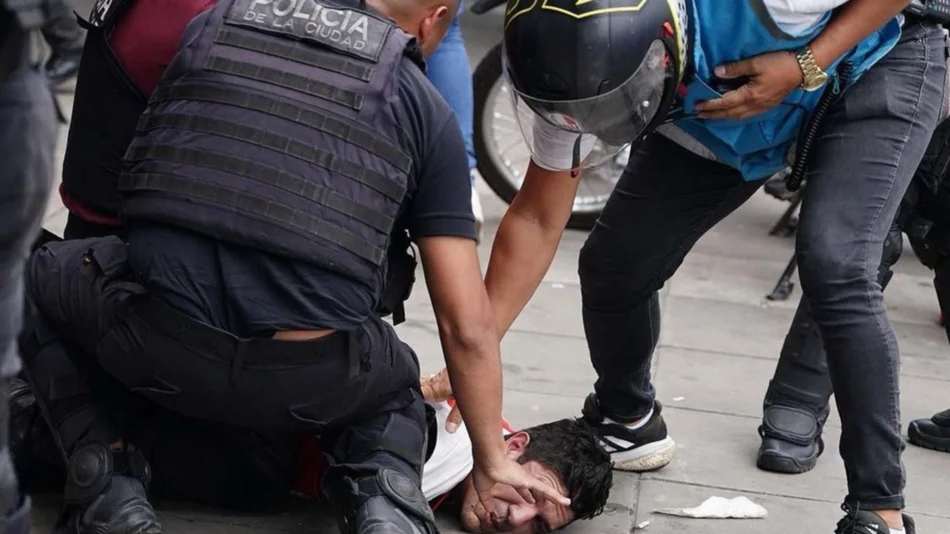 VIDEO. Incidentes en el Superclásico: hinchas de River se enfrentaron con la policía