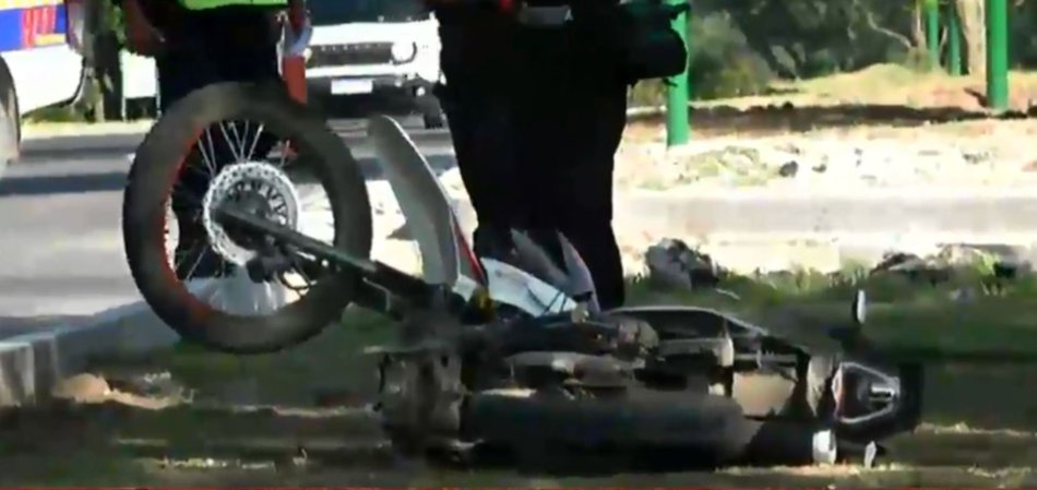 Choque en la Ruta 28: una motociclista resultó herida tras impactar contra un automóvil