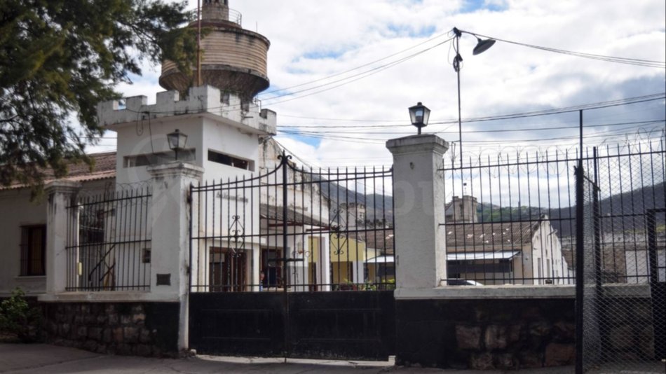 Investigan una violenta pelea entre reclusos en Villa Las Rosas