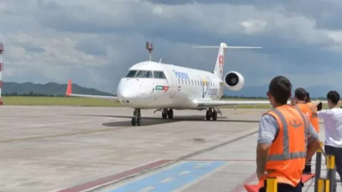 Ya hay vuelo a Paraguay: qué días se puede viajar