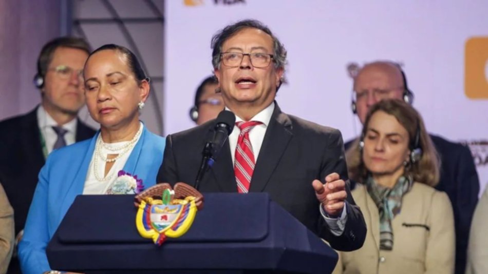 Petro chicaneó a Milei y lo mandó a invertir en café colombiano