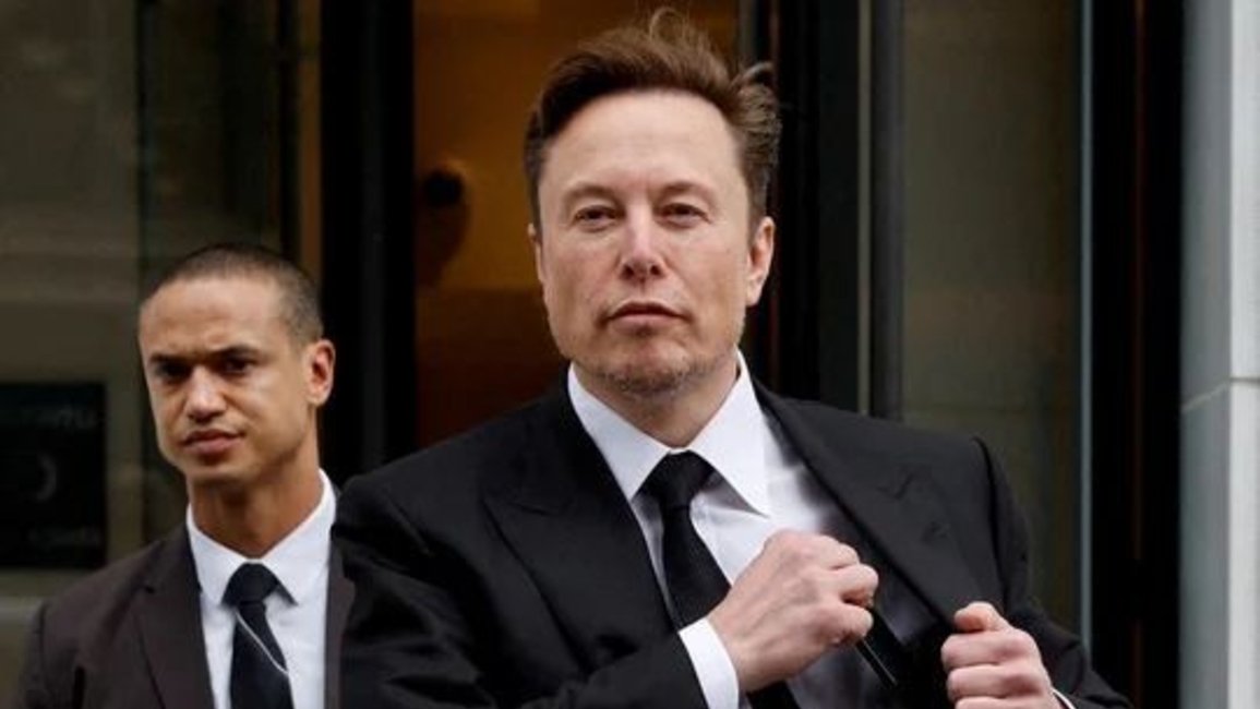 La ex pareja de Elon Musk lo demanda por filiación y solicita la custodia del menor