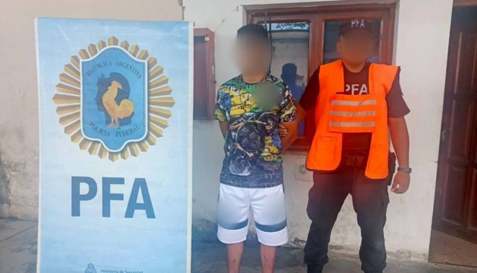 Viajaba desde Bolivia a Buenos Aires con 10 kilos de cocaína con la marca del "delfín"