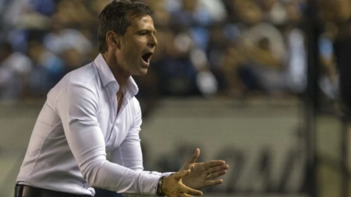 Racing busca cambiar el chip: recibe a Colón a las 21.10