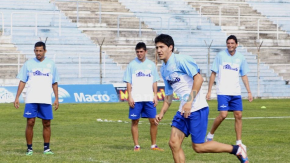 Hay certezas en Gimnasia a horas del debut con los riojanos