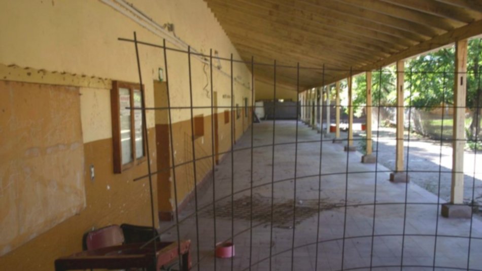 No finalizaron la refacción de la escuela Normal
