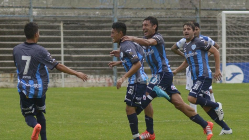 En Gimnasia se vienen replanteos para el clásico con el santo