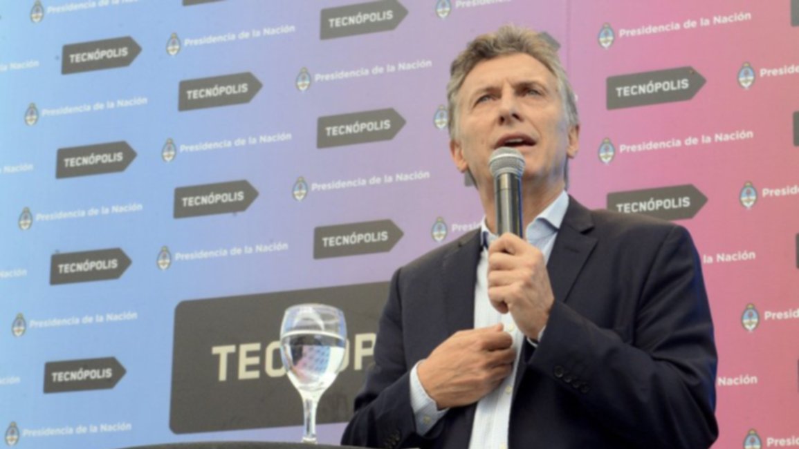Macri insiste con la idea de convertir los clubes en sociedades anónimas