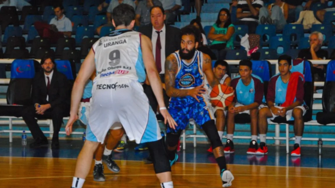 Salta Basket no lo supo cerrar y quedó contra las cuerdas frente a Echagüe