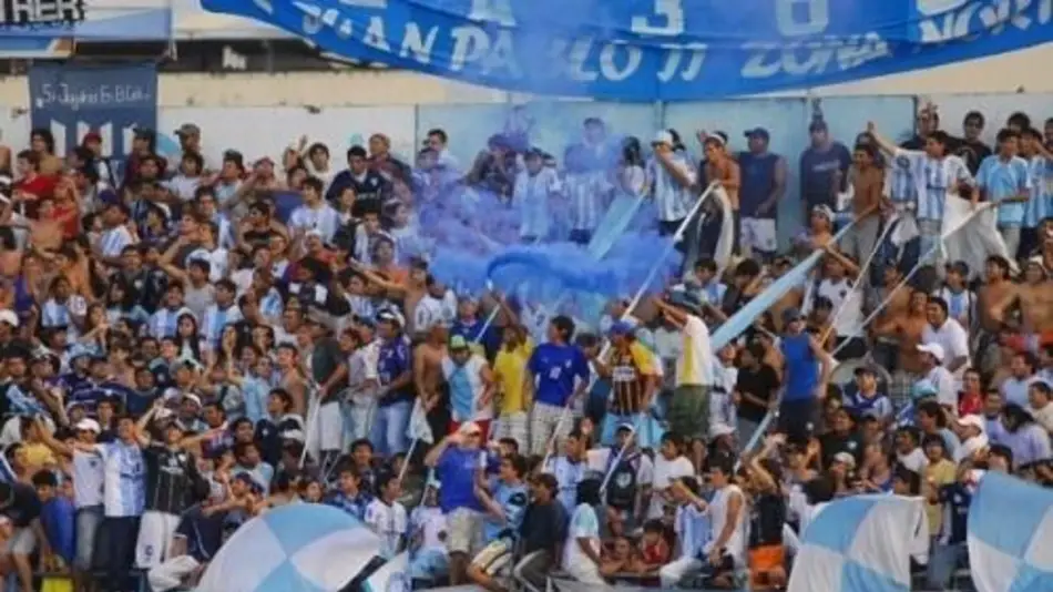 Vuelven a flamear las banderas para darle color al clásico más importante