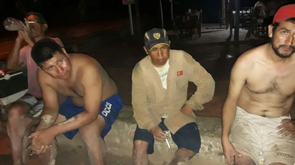 Se les dio vuelta la lancha, mientras buscaban a un chico desaparecido en el Bermejo