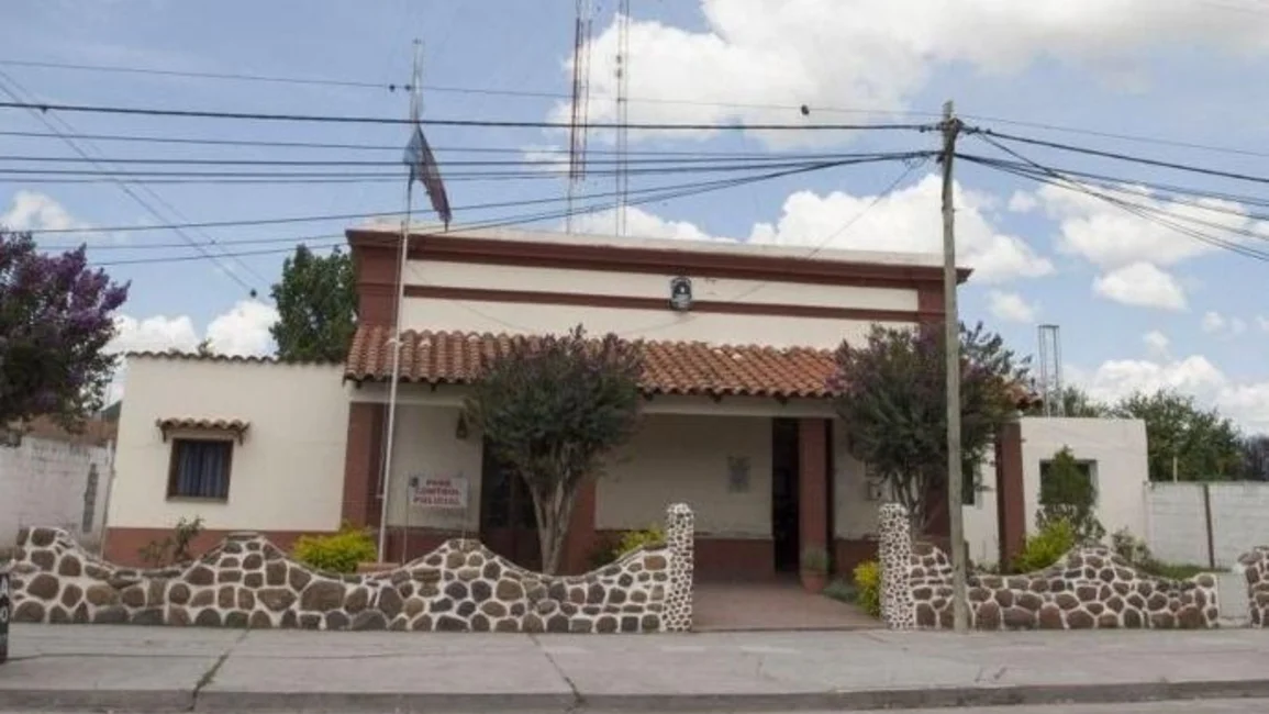 Hallan a una abuela sin vida cerca de una acequia