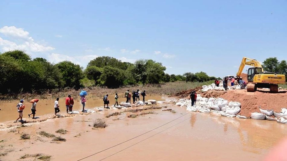 Ordenan evacuaciones de los parajes cercanos al Pilcomayo: se esperan nuevas crecidas en las próximas horas