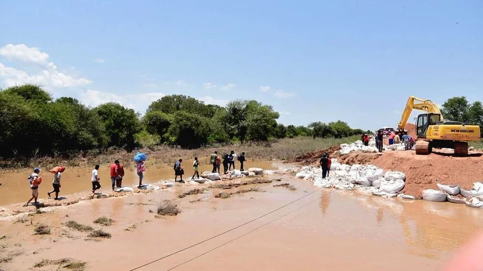 Ordenan evacuaciones de los parajes cercanos al Pilcomayo: se esperan nuevas crecidas en las próximas horas