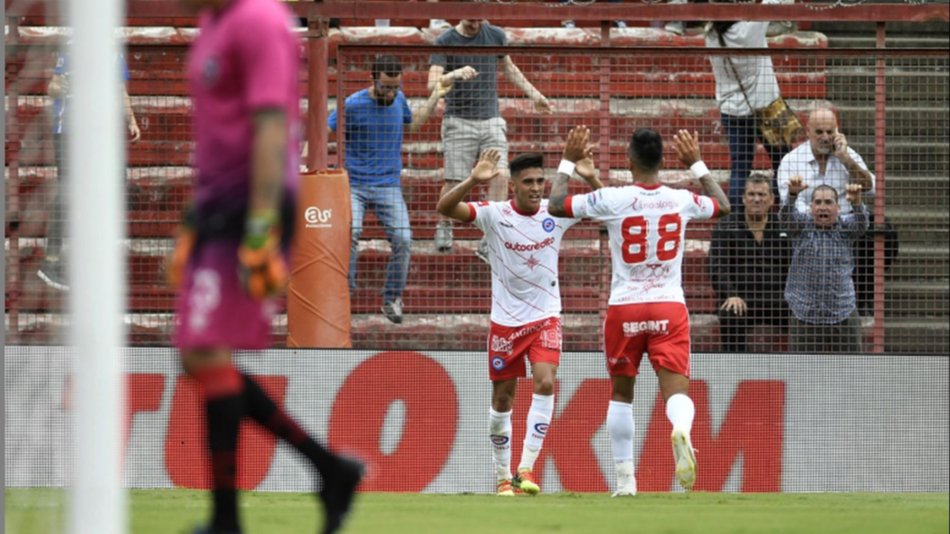 El bicho ganó y sueña con jugar copas en 2019